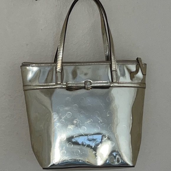 KATE SPADE JERILYN CAMILLIA STREET SMALL GOLD TOTE BAG - Picture 4 of 16